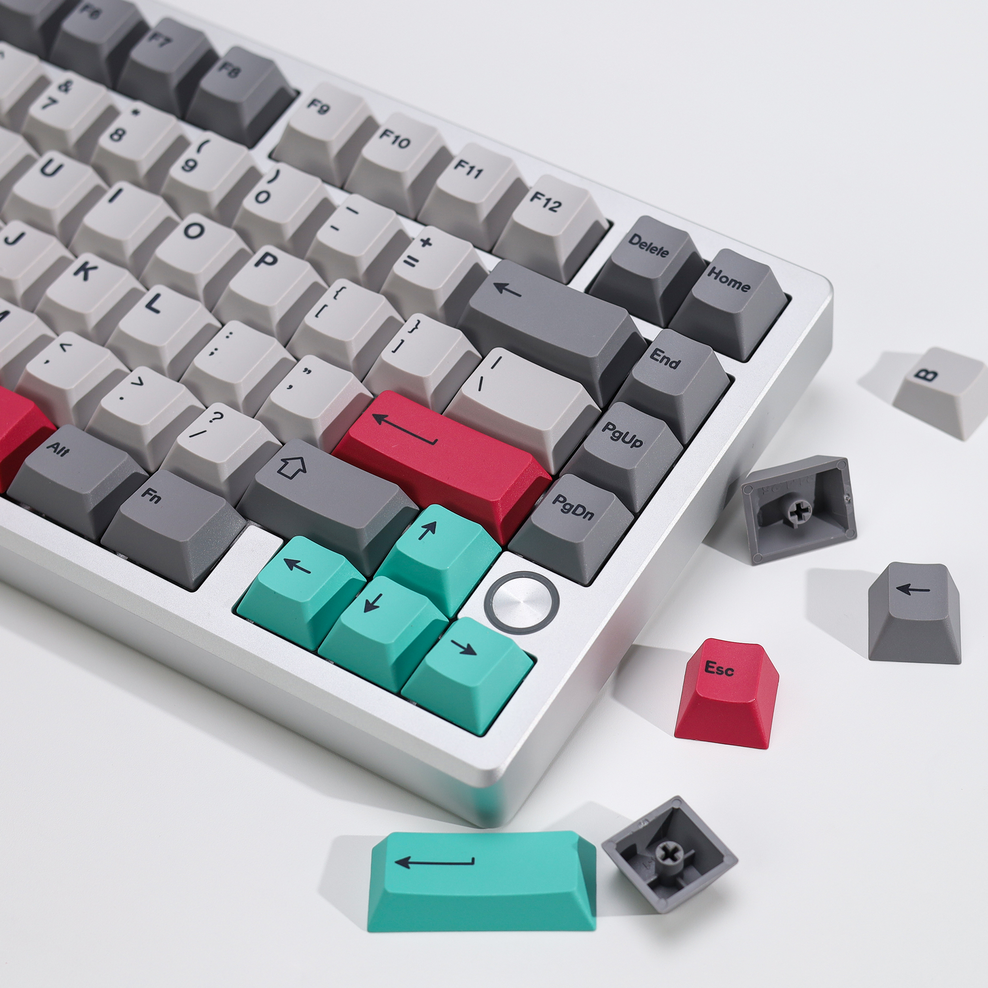 KBDiy GMK Modern Dolch Keycaps - Retro Gaming Uk review and price