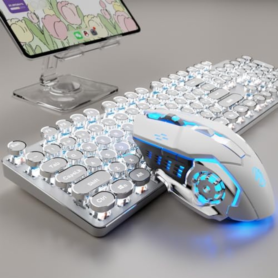 Gaming keyboard and mouse comb - Retro Gaming Uk review and price